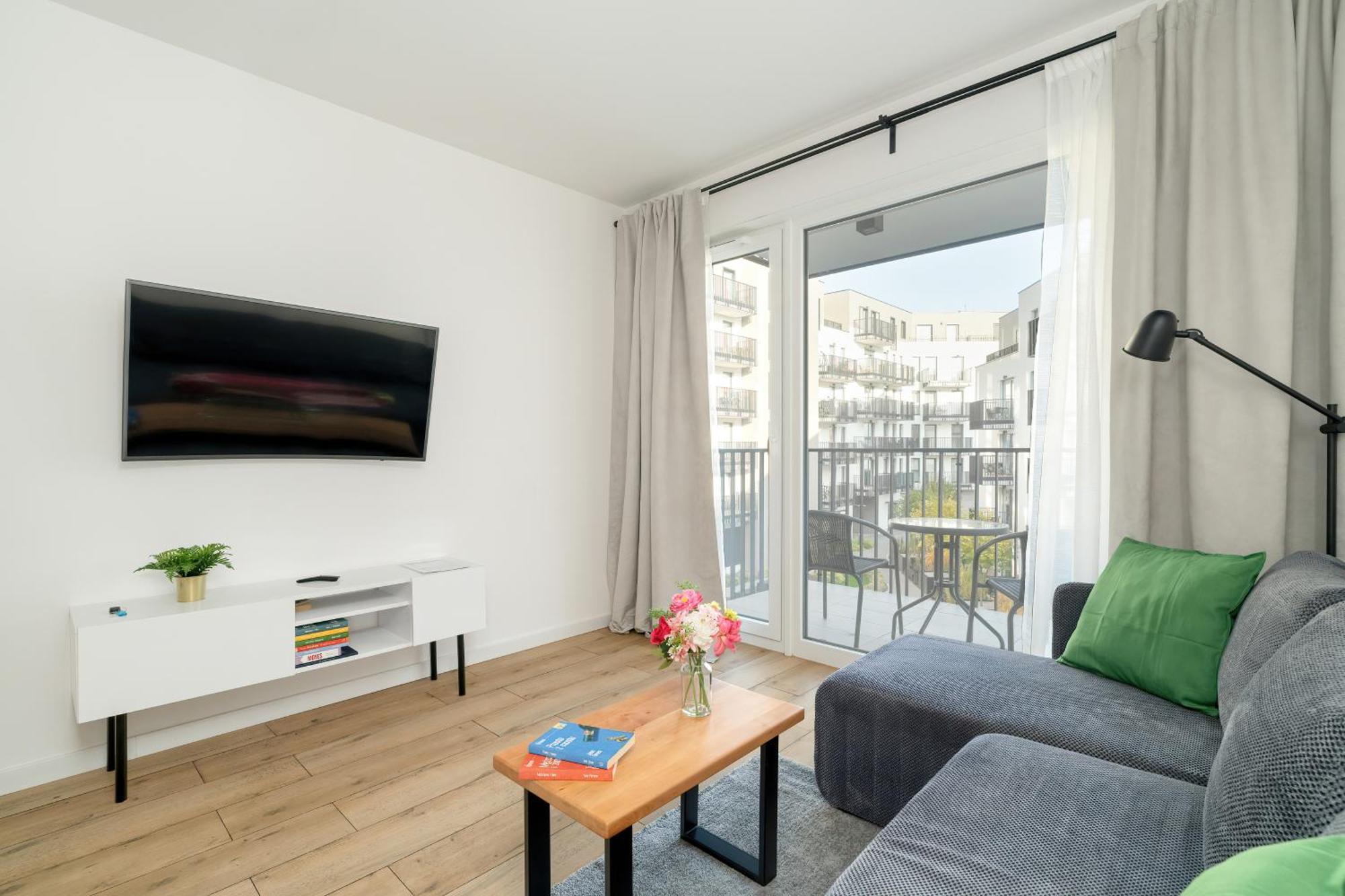Stylish & Comfy Garbary Apartments With Parking By Noclegi Renters Poznan Exterior photo